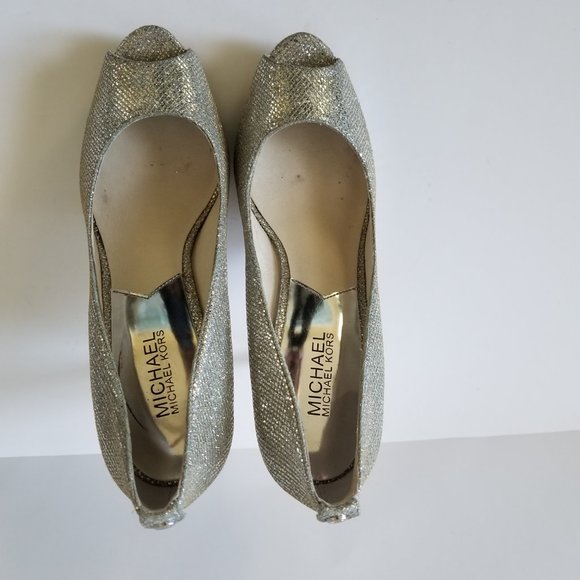 Michael Kors York Platform Silver Glitter Pumps, Heels  (size 8) - Picture 3 of 10